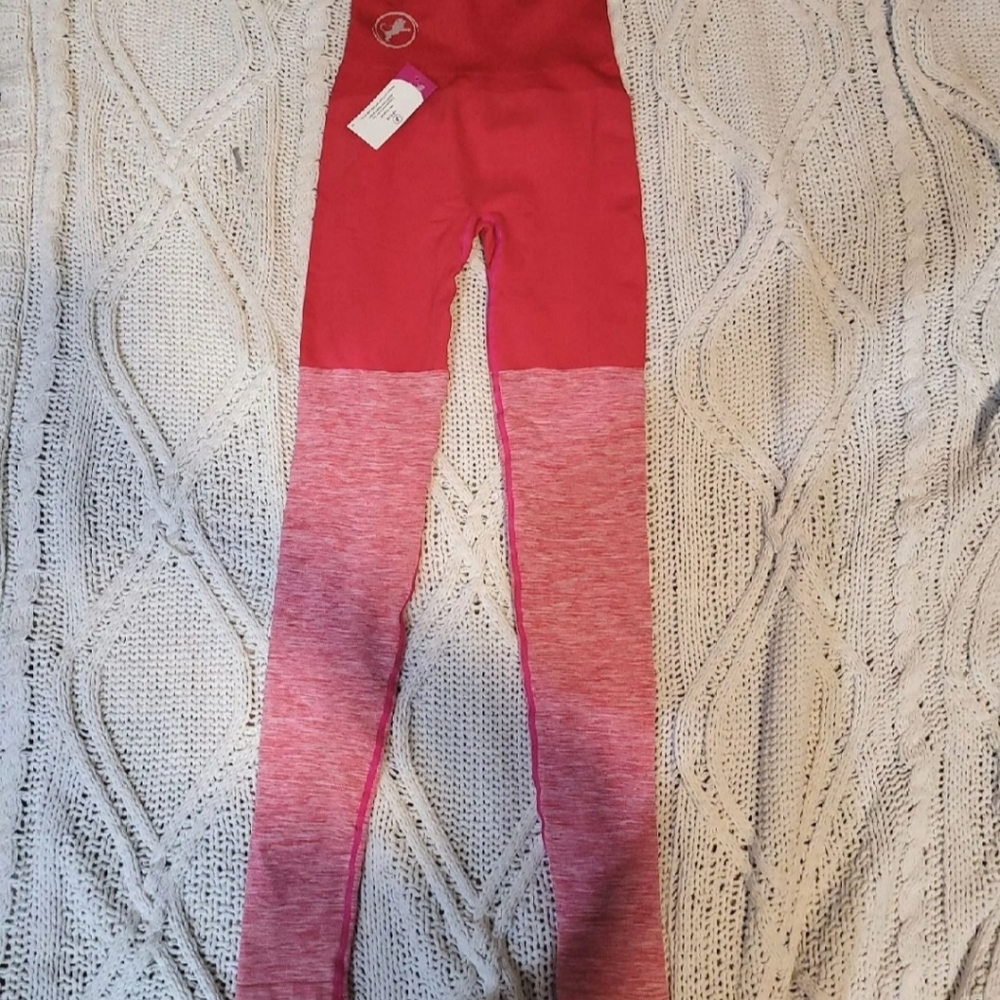 Pink booty lifting leggings. From Brazil
